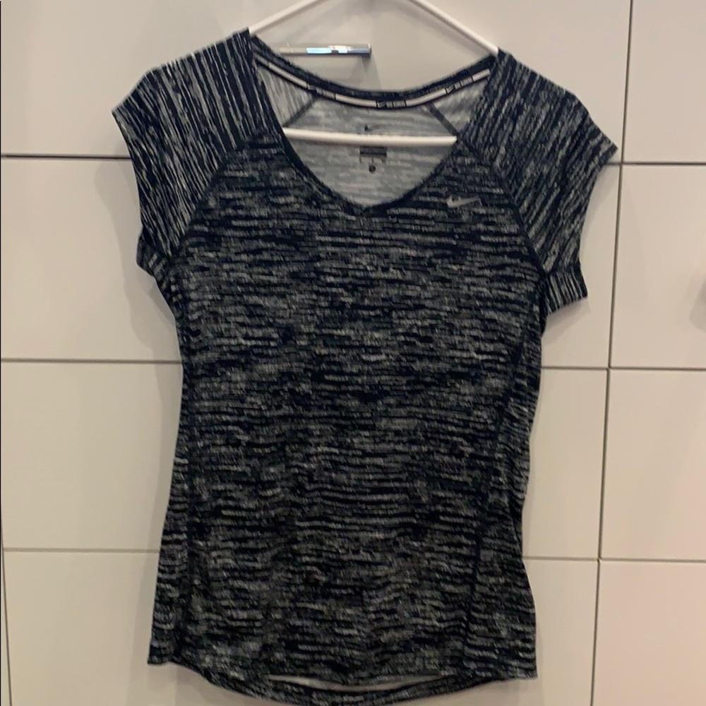 Nike dri-fit tee